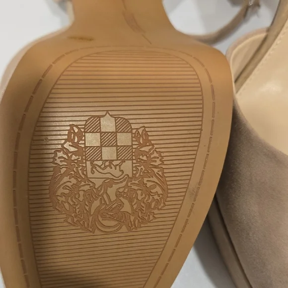Vince Camuto Tan Suede Heels *NWOT* 4.63 Inch Heels - Picture 7 of 16